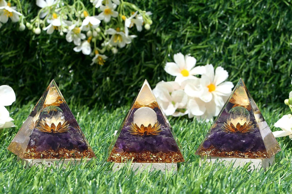 Amethyst Orgone Pyramid Healing Crystals Orgonite Pyramid Flower of Life Positive Energy Spiritual Reiki Gemstone Pyramid for Anti-Stress Inspirational Attracts Success Decor Gifts